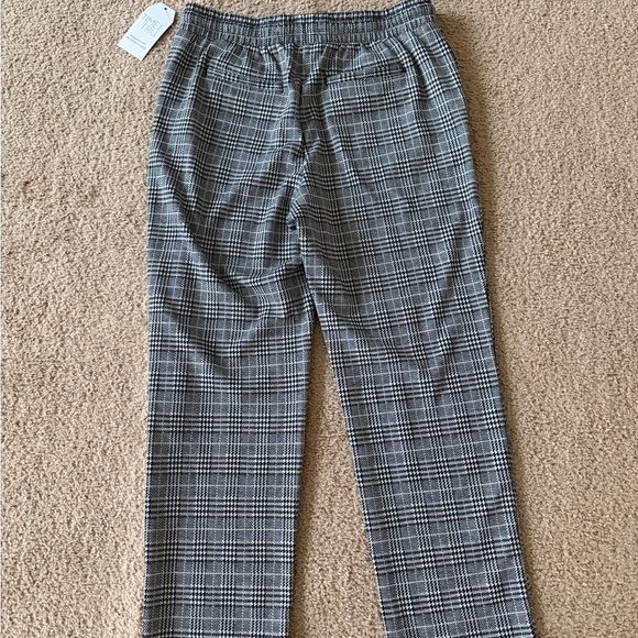 Pants - Picture 3 of 5